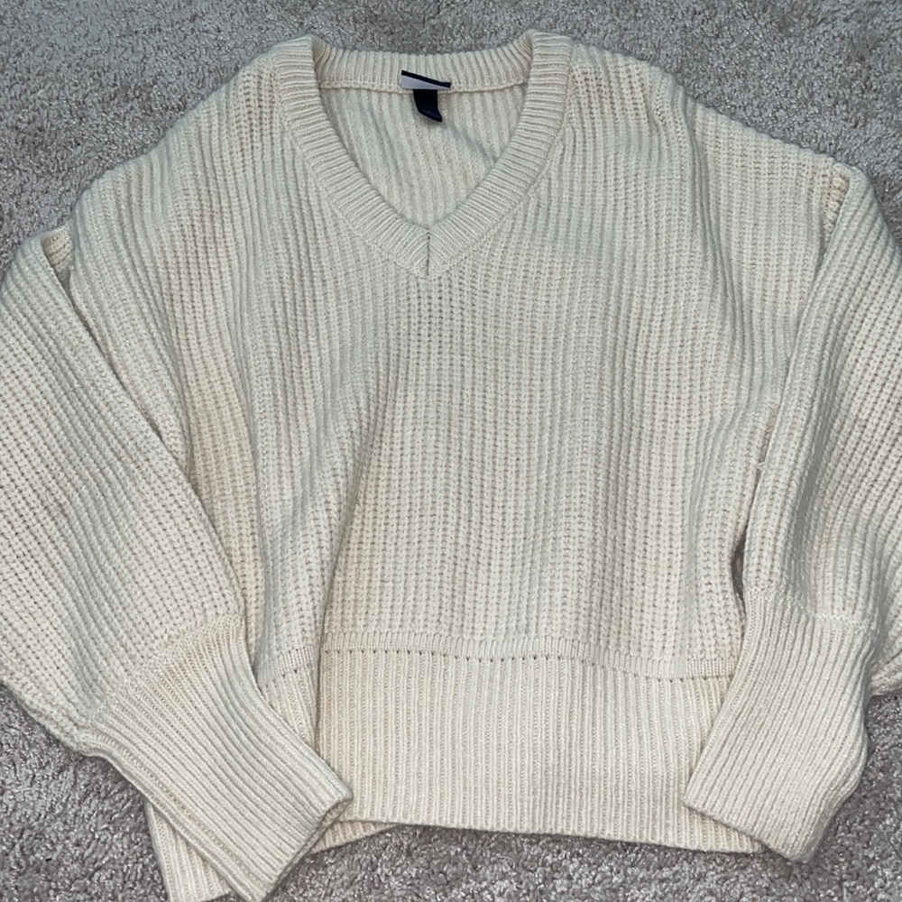 super cute sweater
